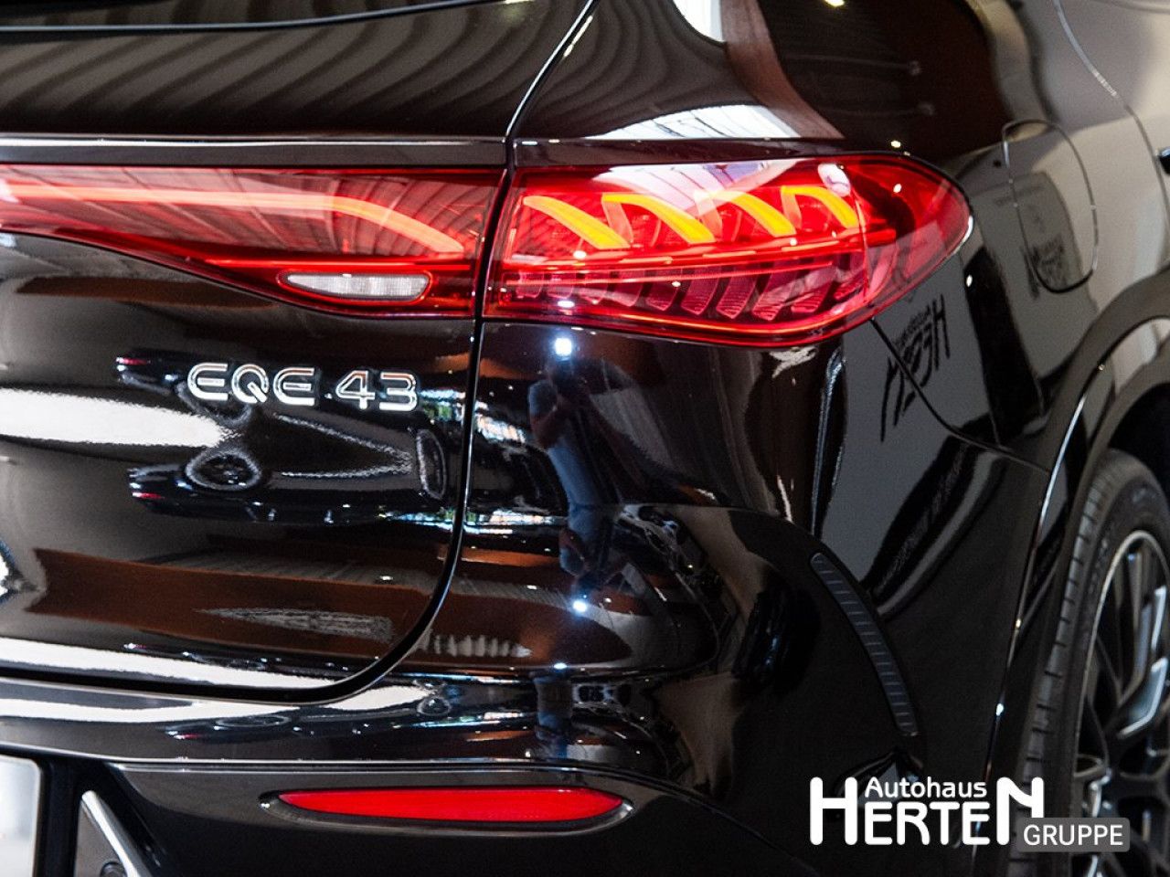 Mercedes-Benz EQE SUV – Bild 15