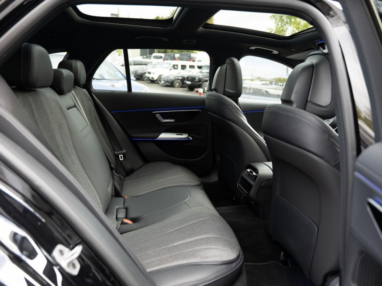 Mercedes-Benz E-Klasse – Bild 4