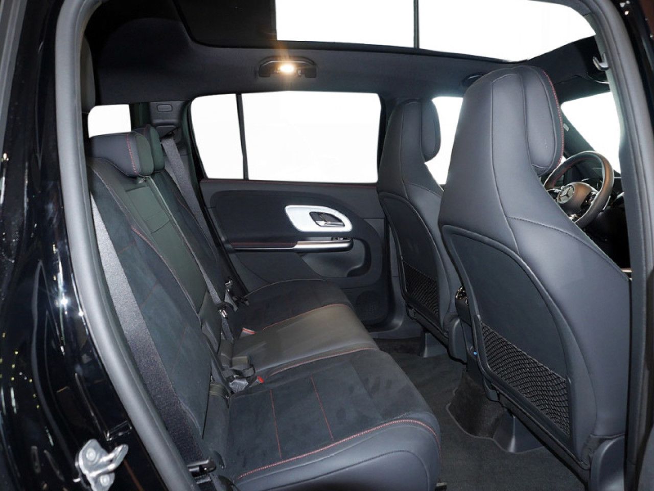Mercedes-Benz GLB – Bild 6