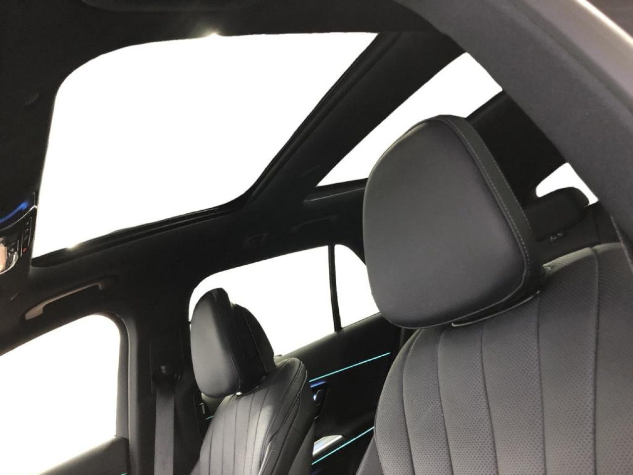 Mercedes-Benz E-Klasse – Bild 13