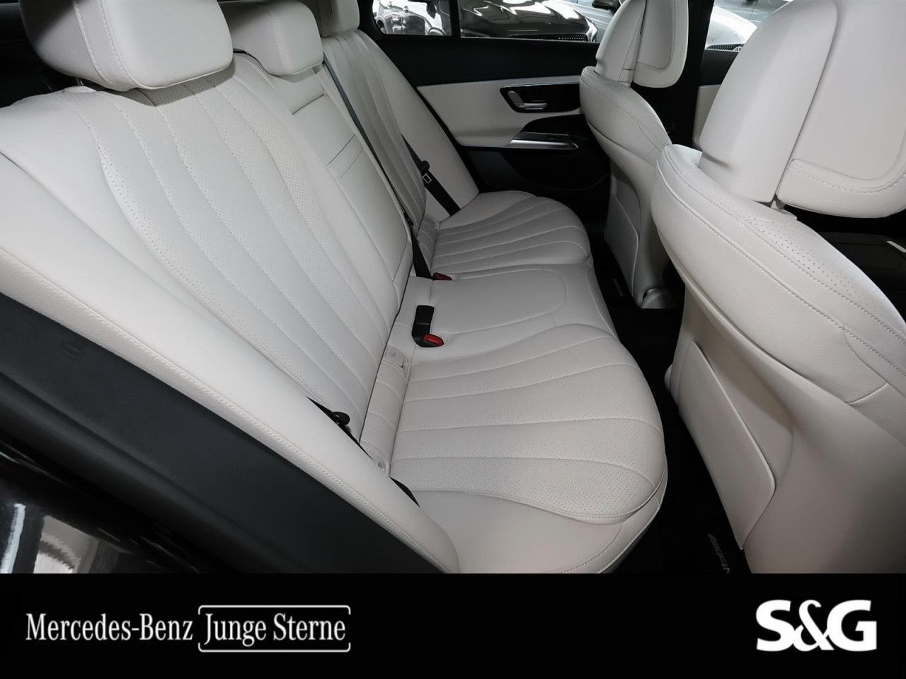 Mercedes-Benz E-Klasse – Bild 6
