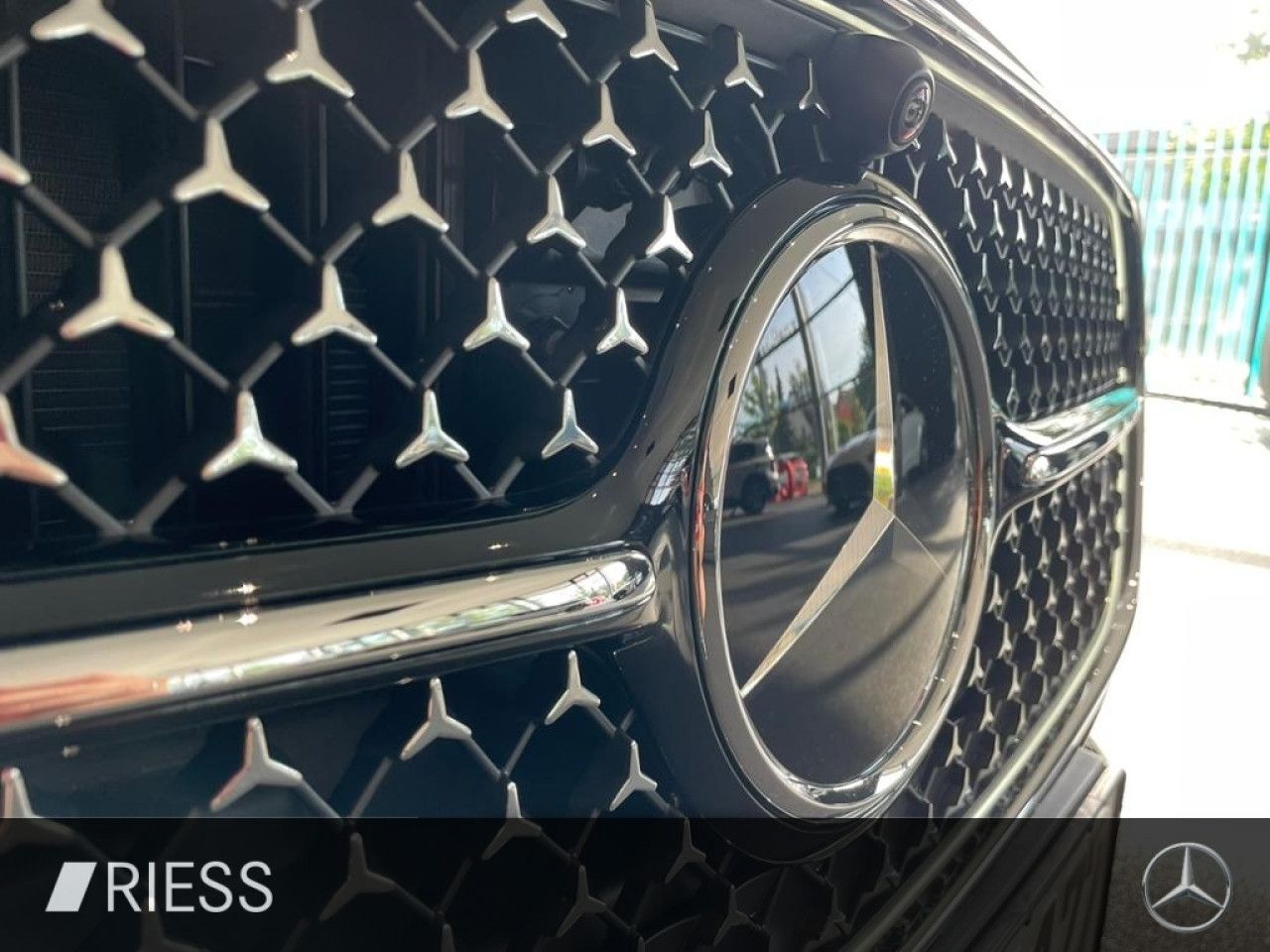 Mercedes-Benz E-Klasse – Bild 20