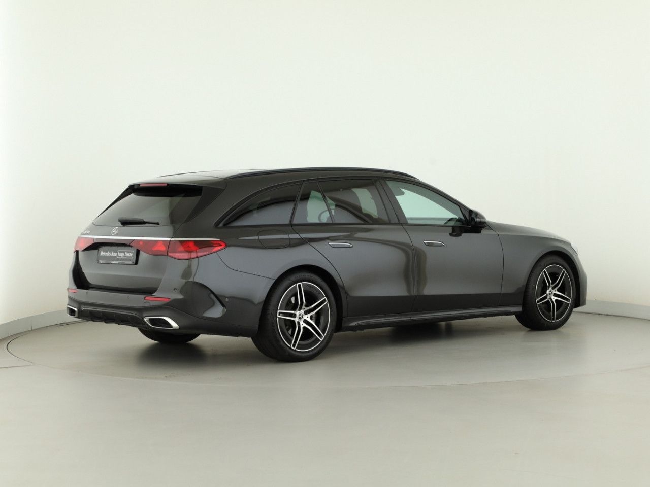 Mercedes-Benz E-Klasse – Bild 6