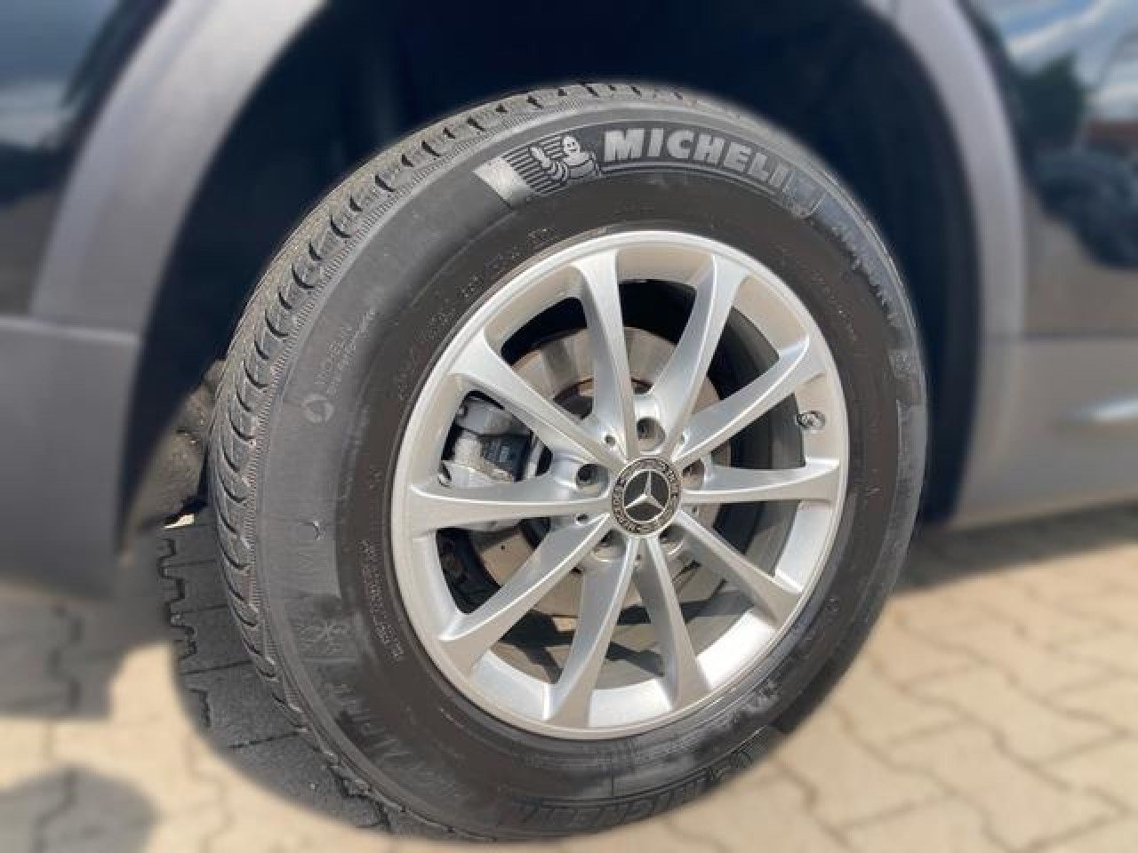 Fahrzeugbild 6 / 16