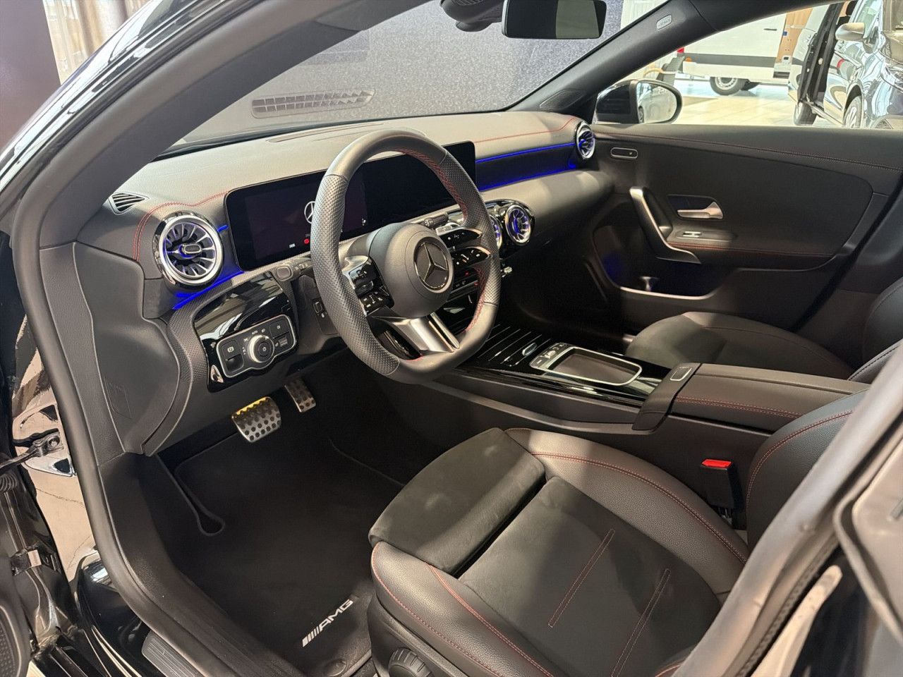 Fahrzeugbild 12 / 18