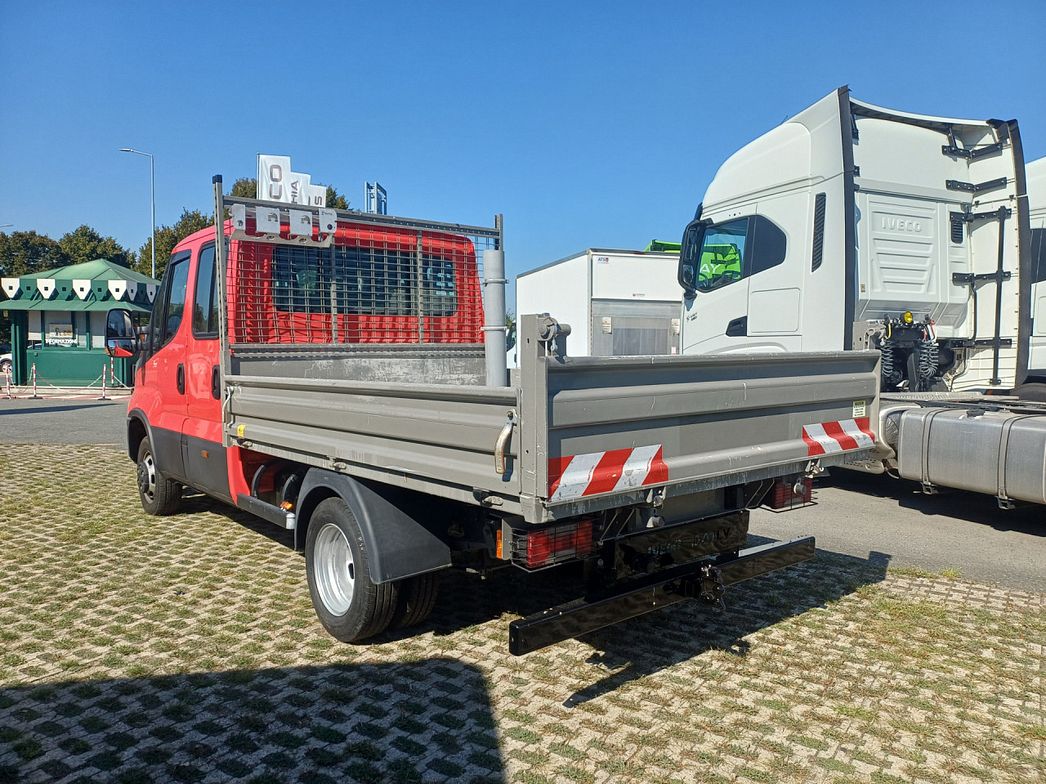 IVECO | DAILY 35C12 6+1