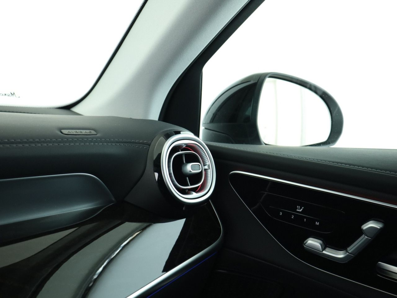 Mercedes-Benz GLC – Bild 16
