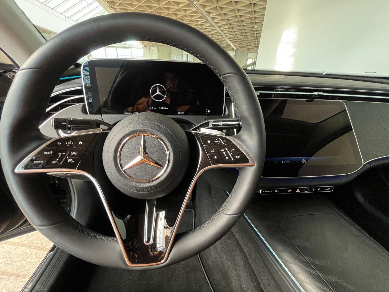 Mercedes-Benz E-Klasse – Bild 11