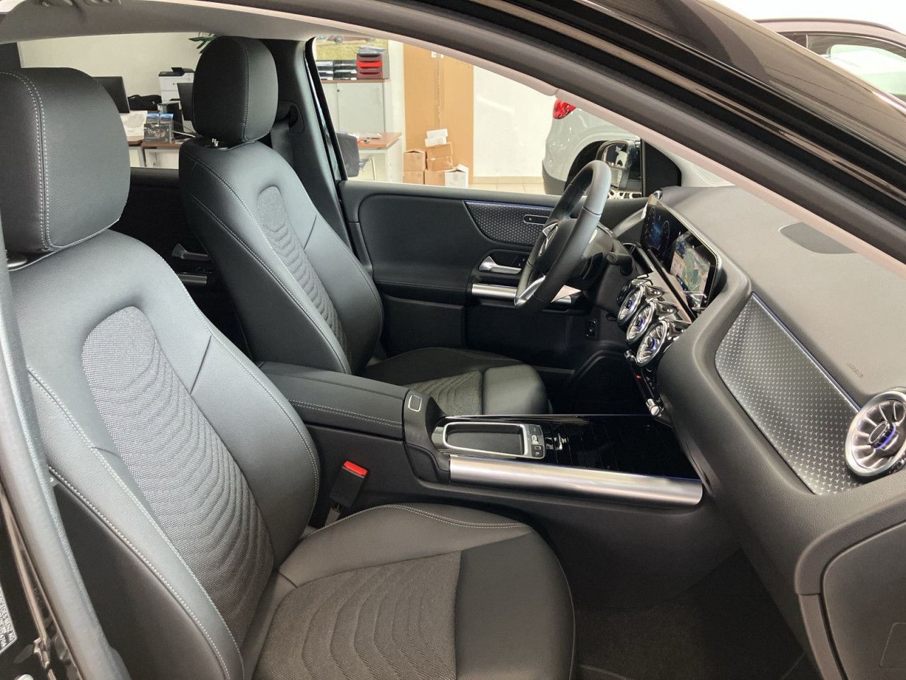 Fahrzeugbild 16 / 22