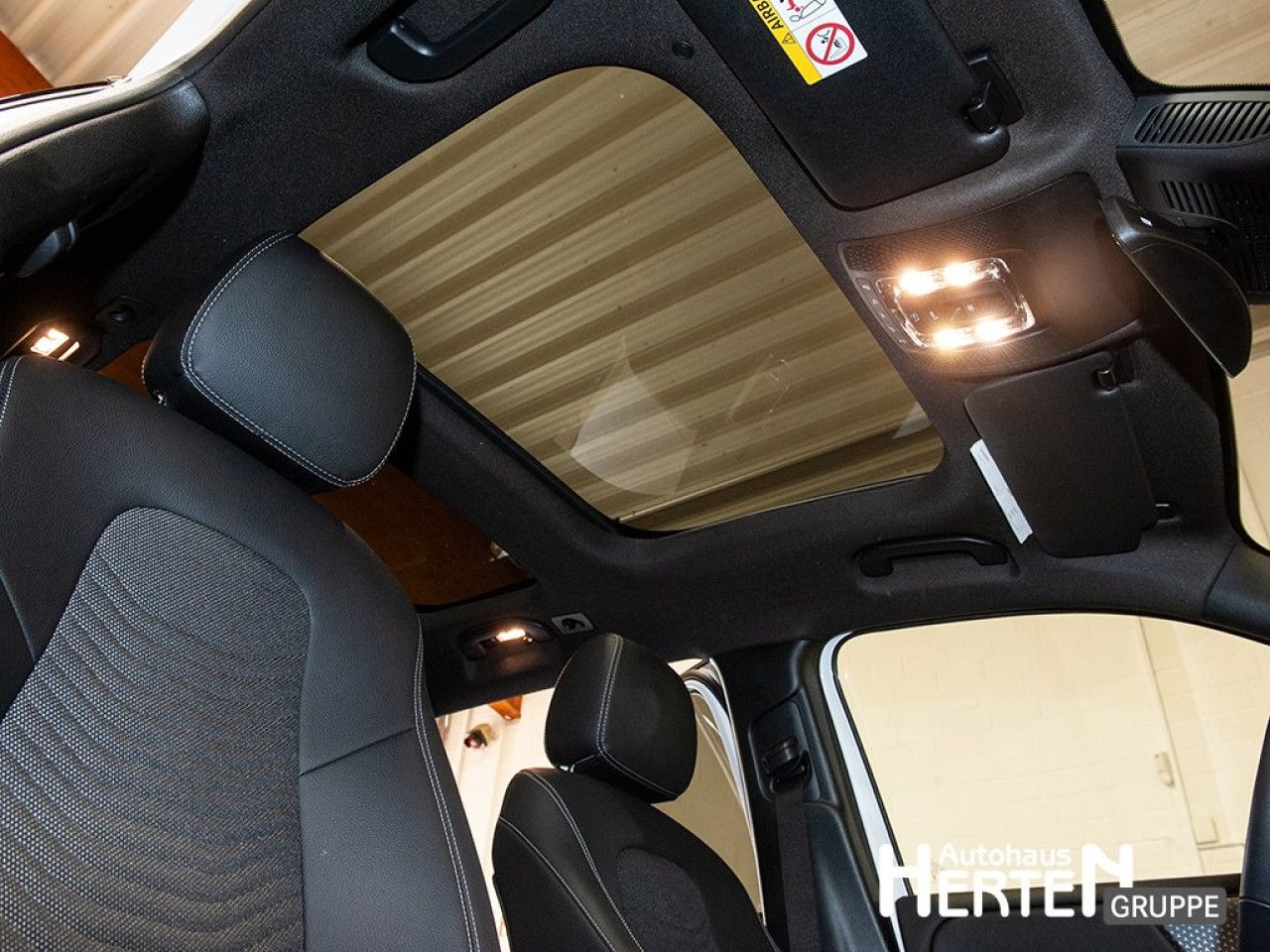 Mercedes-Benz GLB – Bild 18