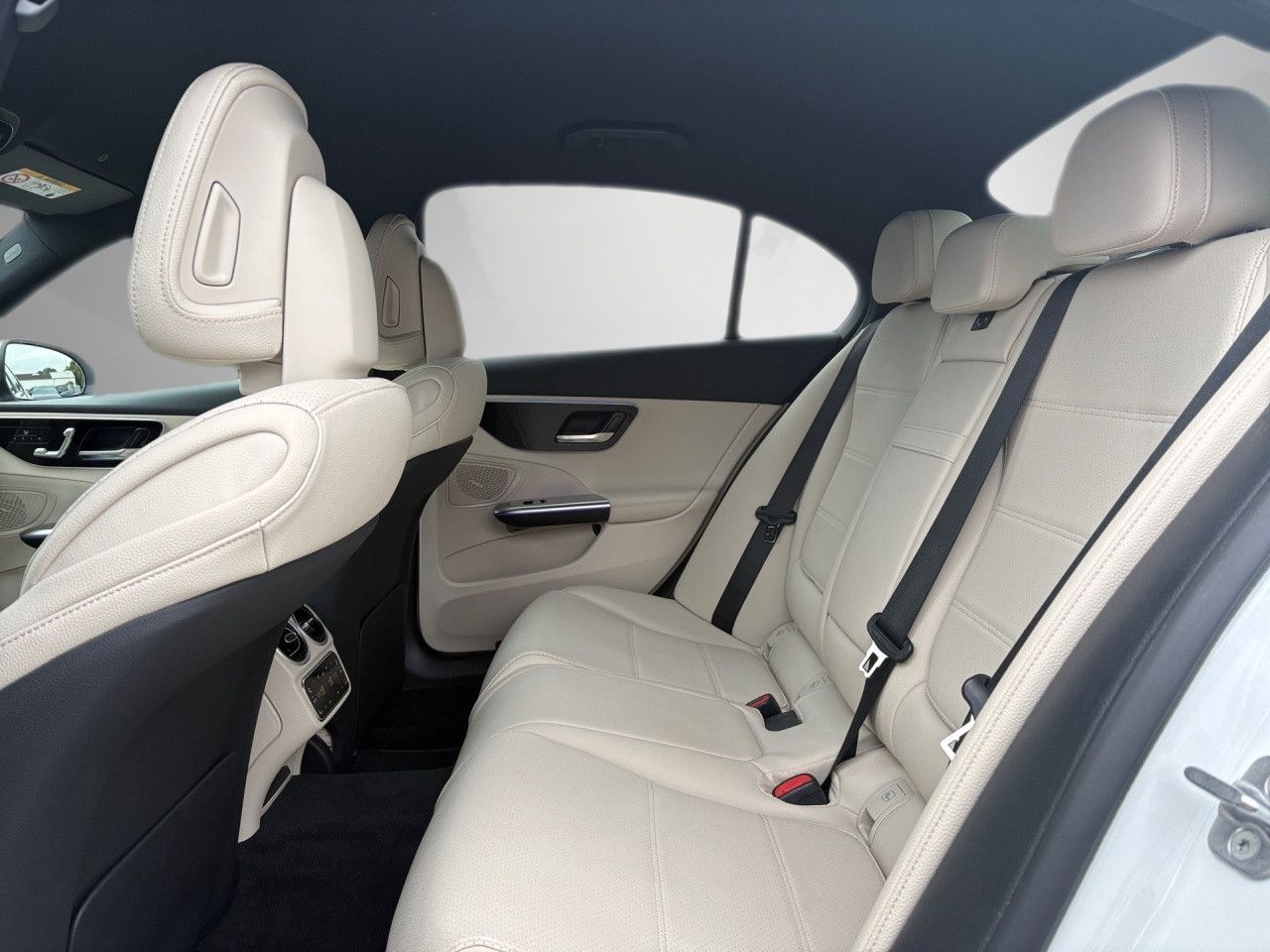 Mercedes-Benz C-Klasse – Bild 14