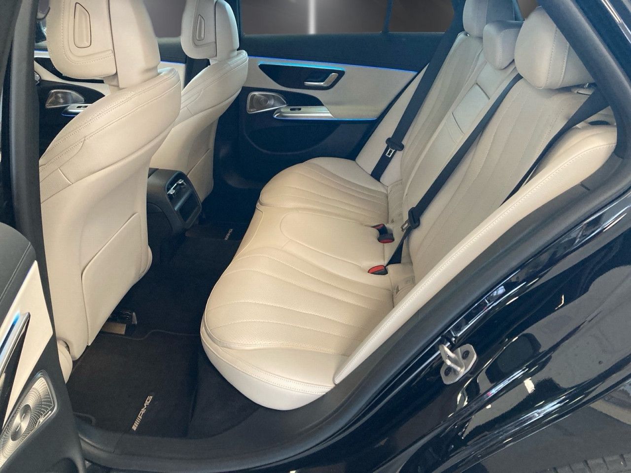 Mercedes-Benz E-Klasse – Bild 14