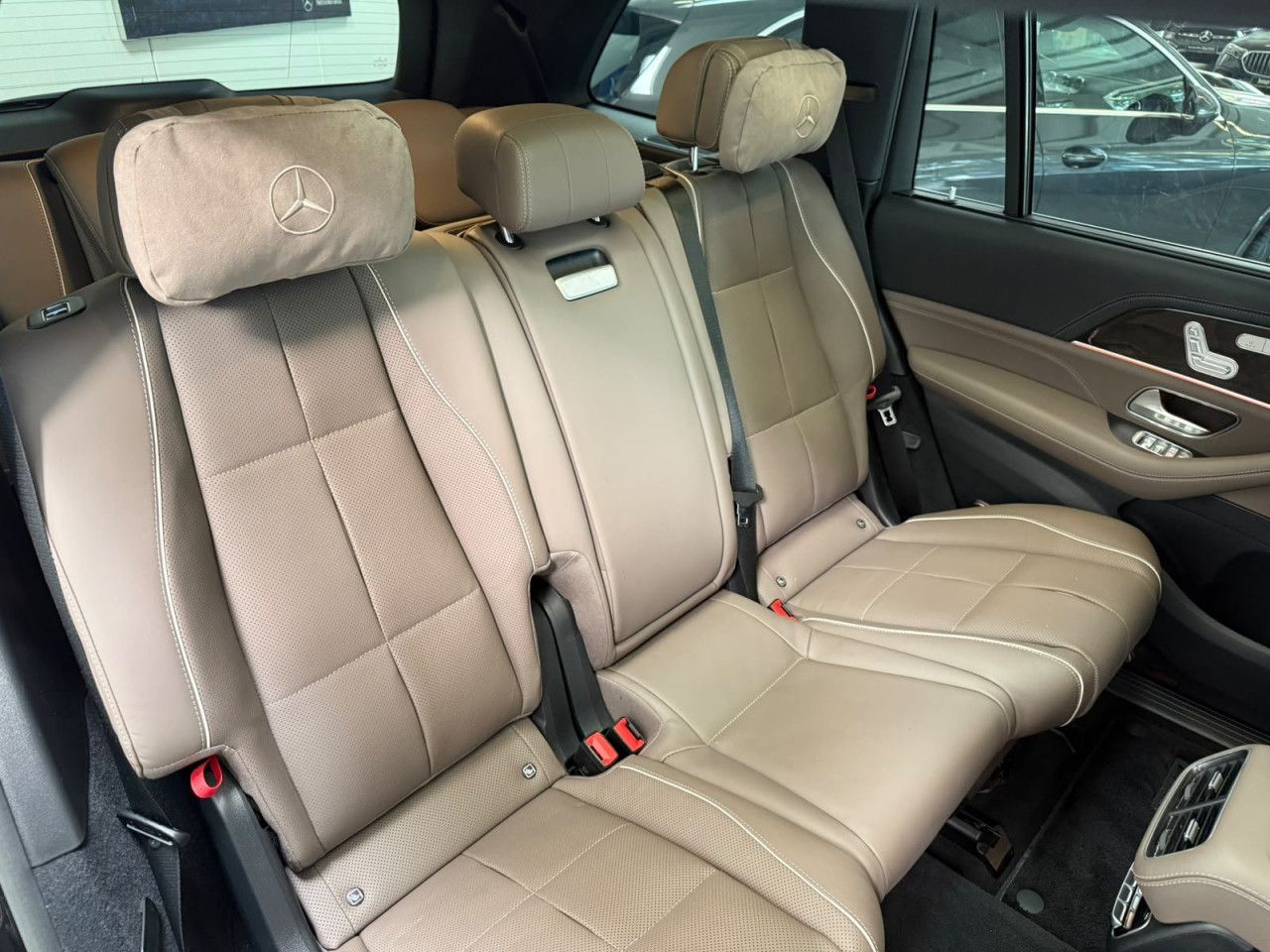 Mercedes-Benz GLS – Bild 20