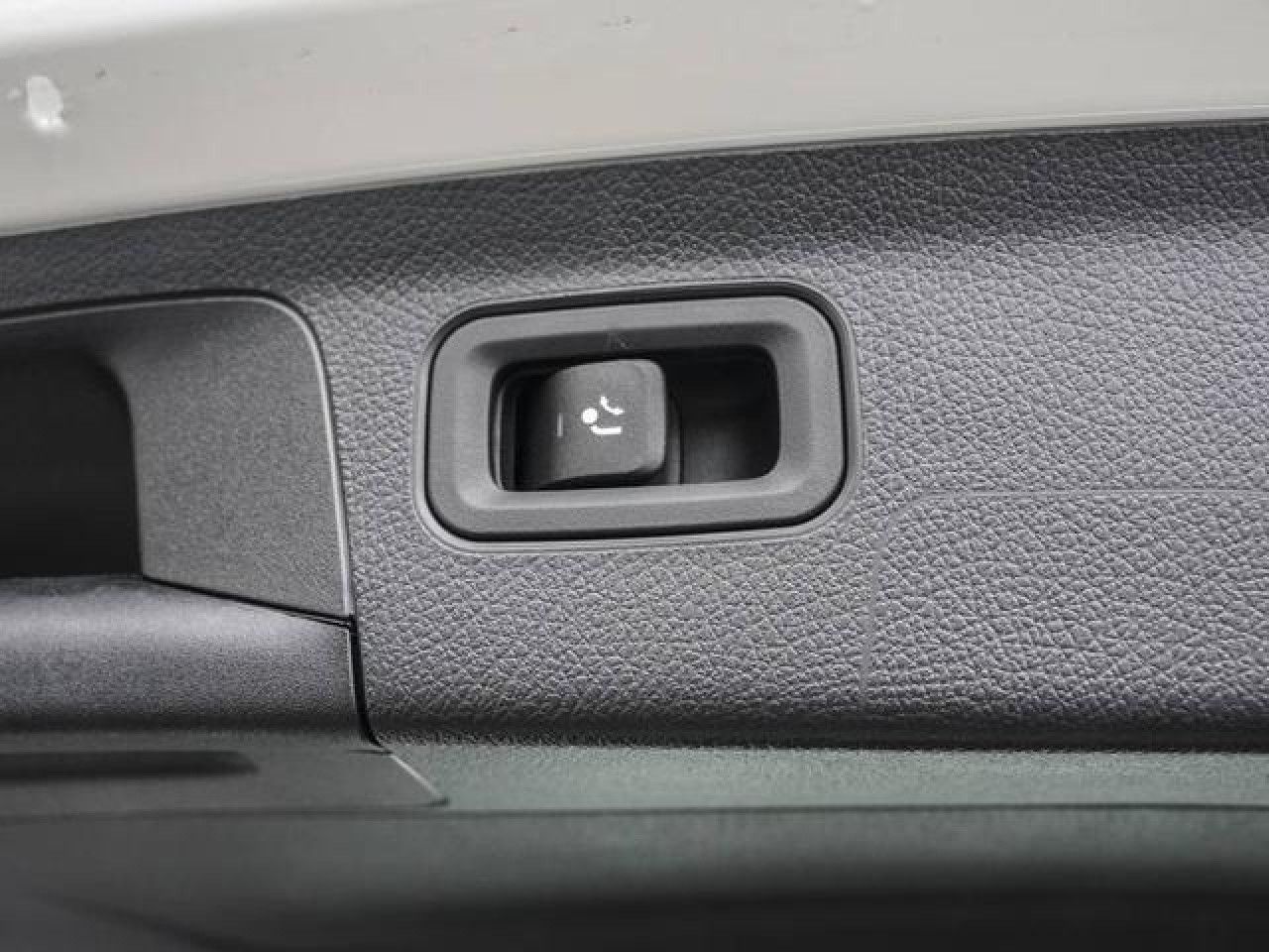 Fahrzeugbild 17 / 19