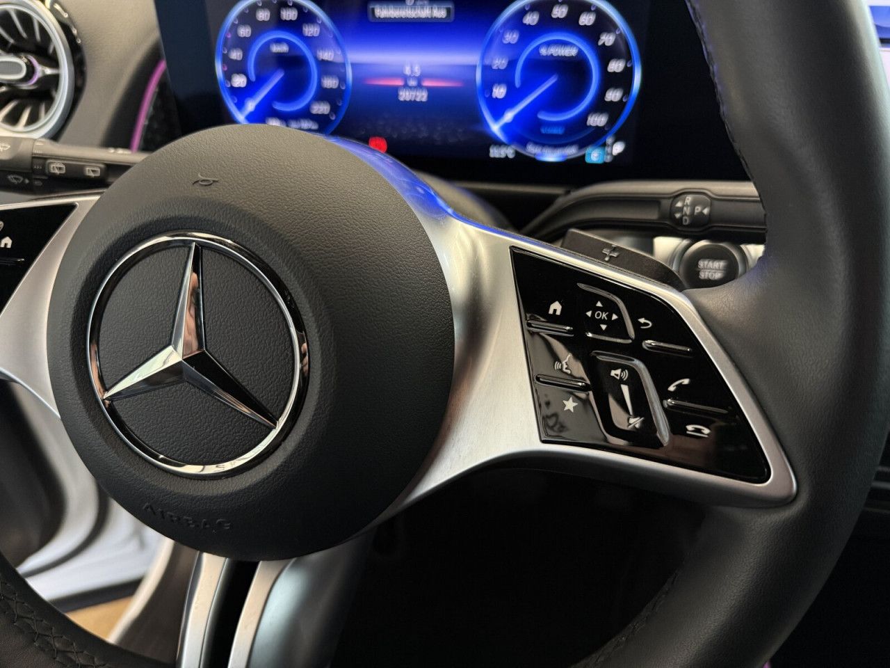 Fahrzeugbild 12 / 24