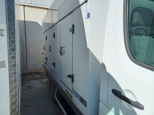 Vehicle image 2 / 6