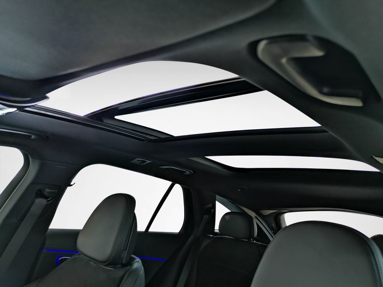 Mercedes-Benz E-Klasse – Bild 25