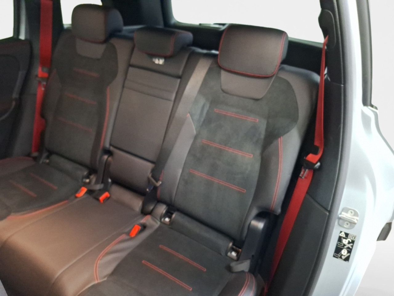 Mercedes-Benz GLB – Bild 16