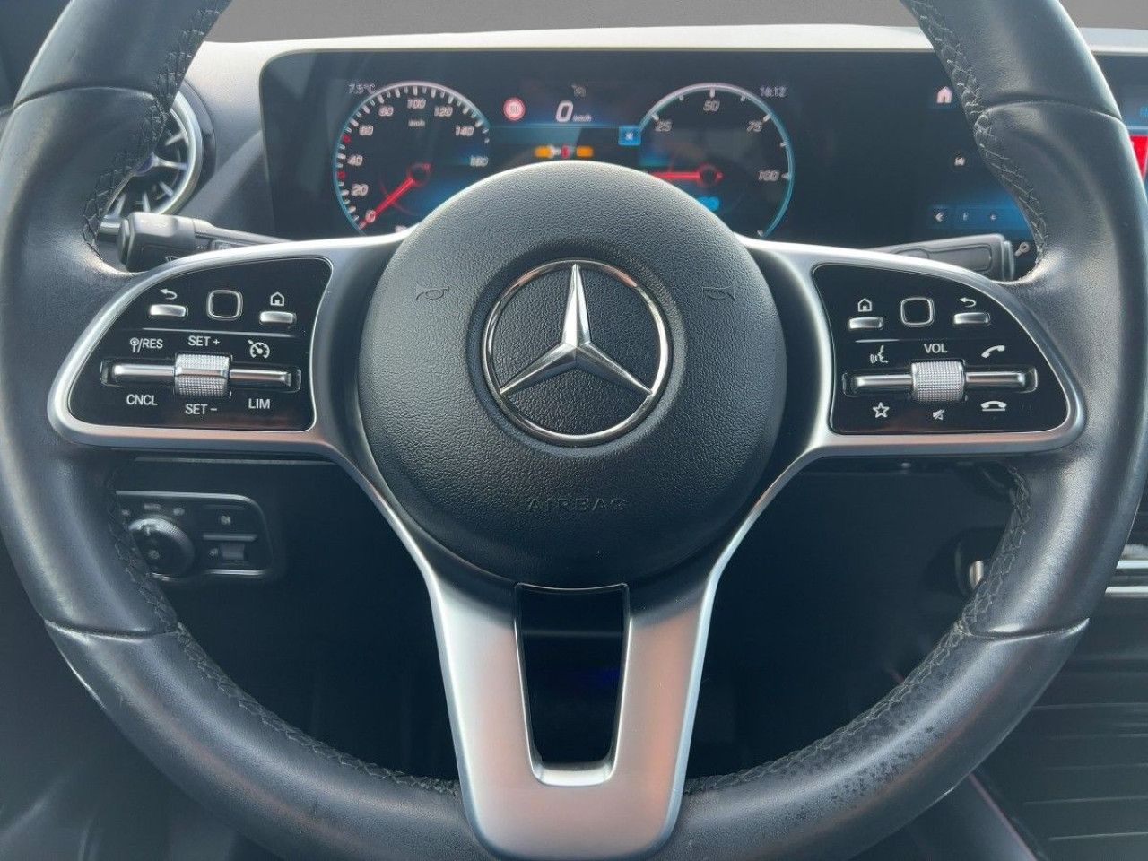 Fahrzeugbild 10 / 17