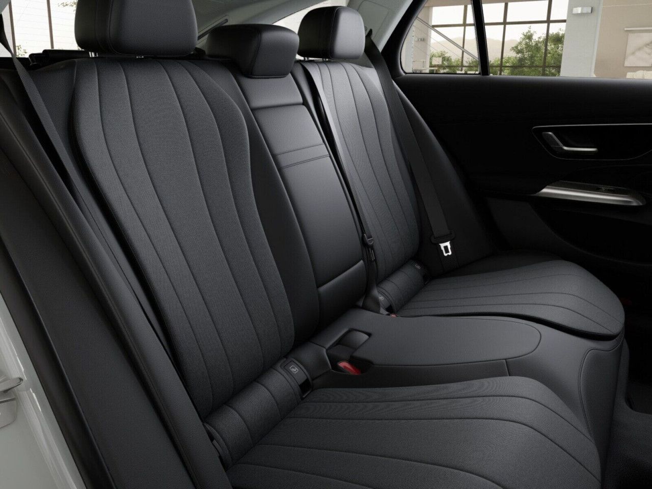 Mercedes-Benz E-Klasse – Bild 13