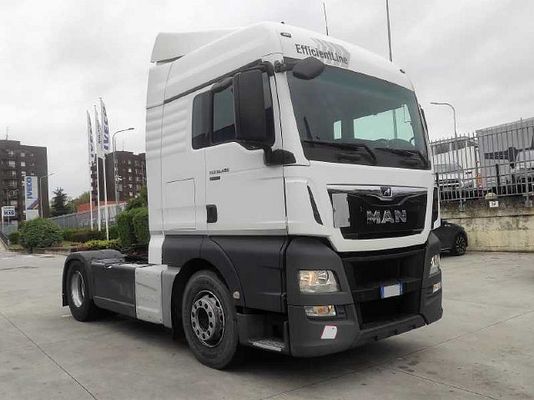 Vehicle image 2 / 14