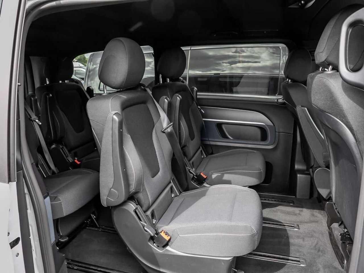 Mercedes-Benz EQV – Bild 6