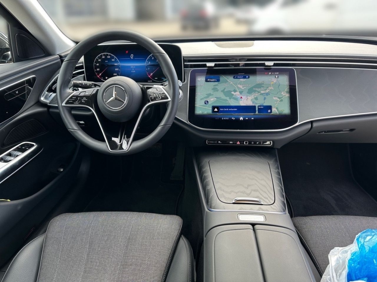 Mercedes-Benz E-Klasse – Bild 8