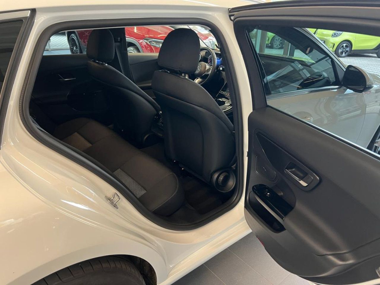 Mercedes-Benz C-Klasse – Bild 10