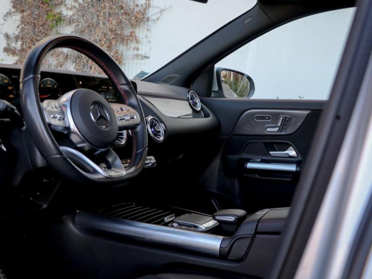 Photo du v&eacute;hicule 11 / 18