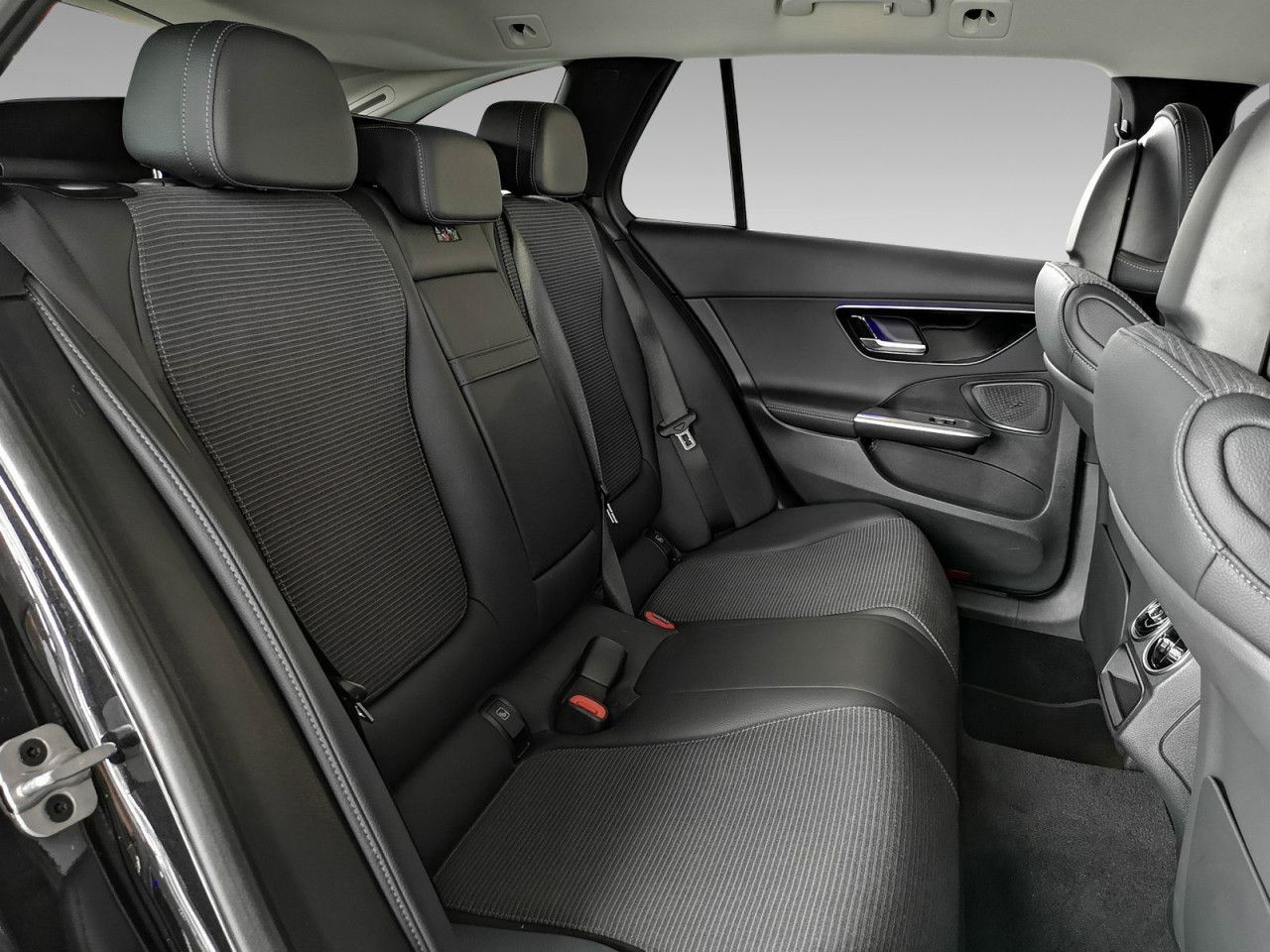 Mercedes-Benz C-Klasse – Bild 24