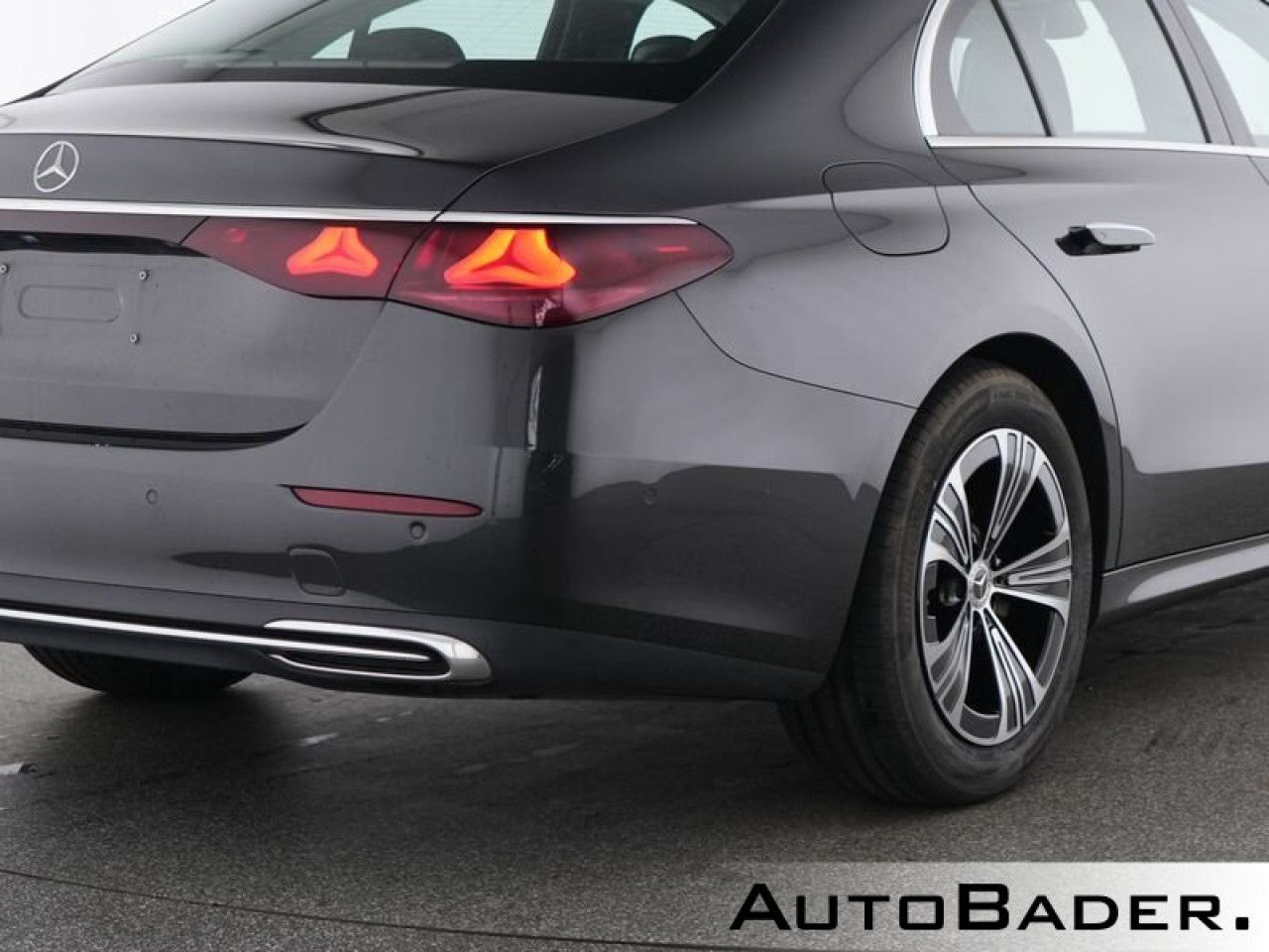 Mercedes-Benz E-Klasse – Bild 4