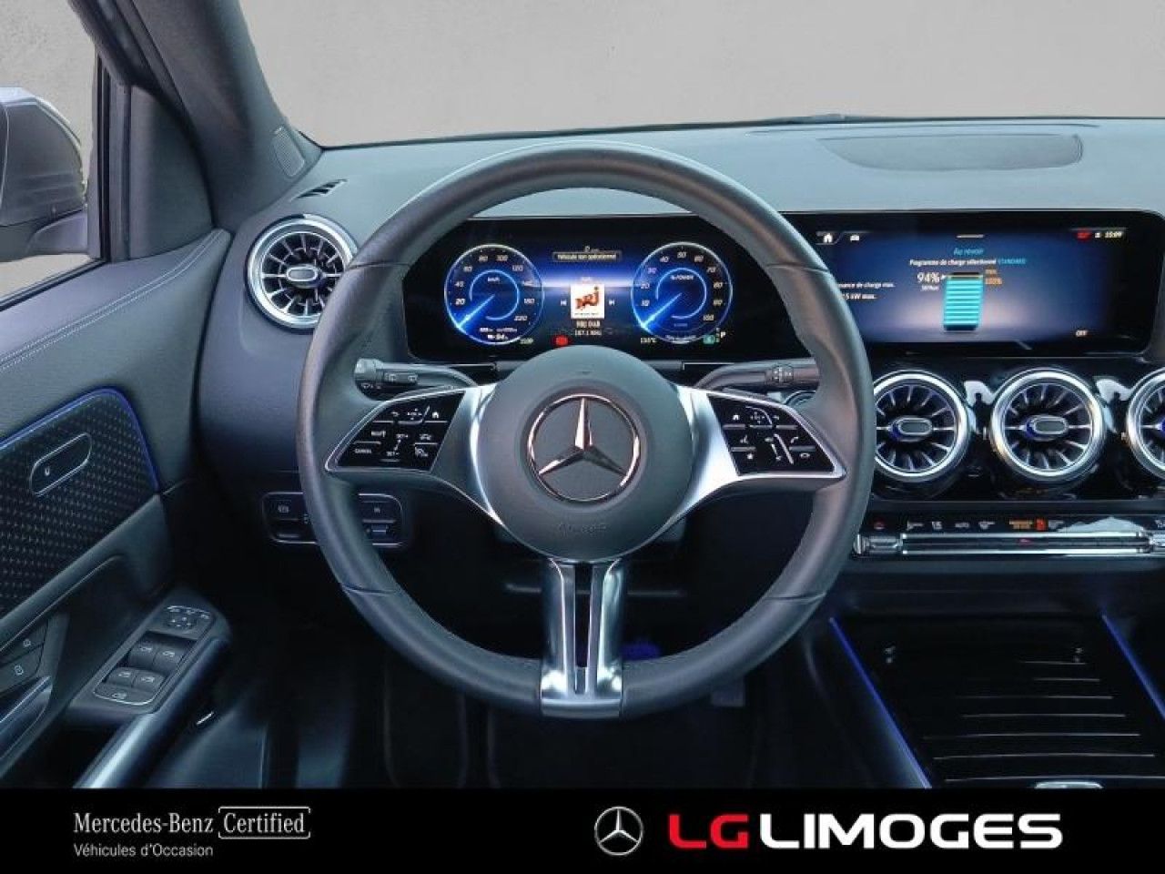 Photo du v&eacute;hicule 14 / 18