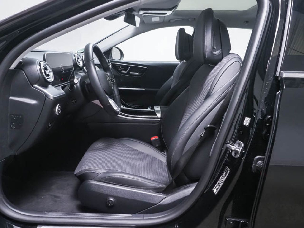Mercedes-Benz C-Klasse – Bild 8