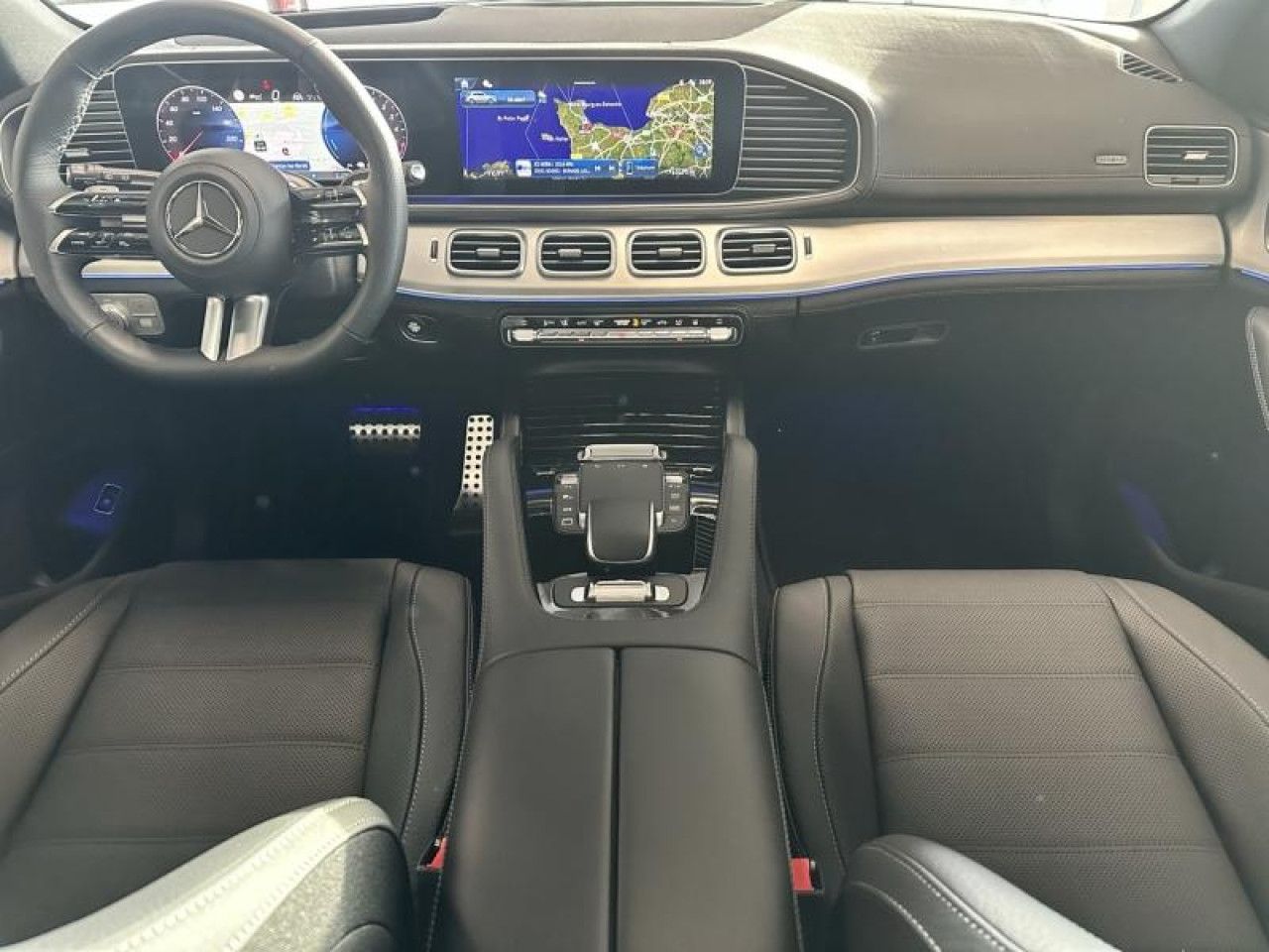 Photo du v&eacute;hicule 10 / 18