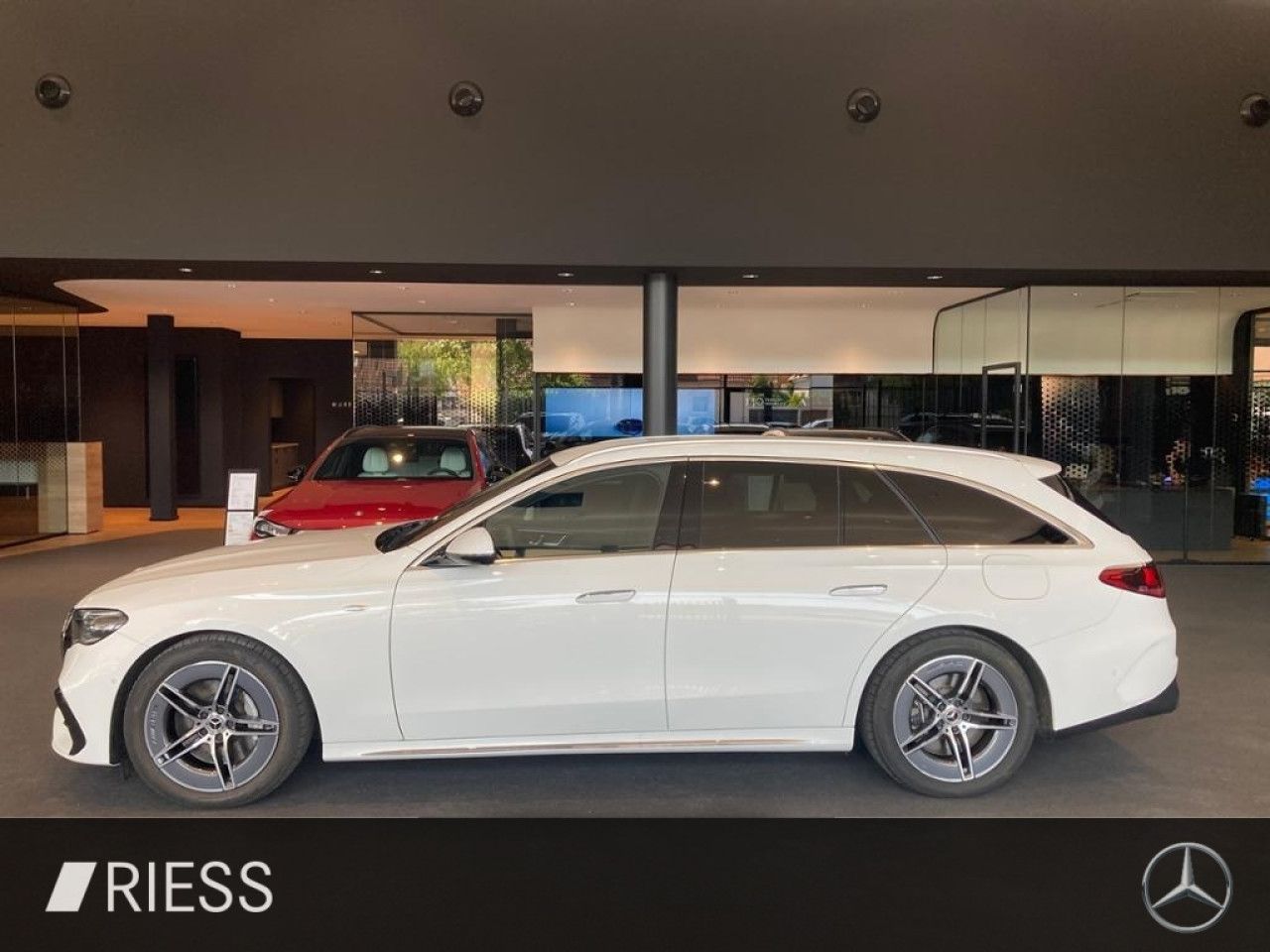Mercedes-Benz E-Klasse – Bild 3