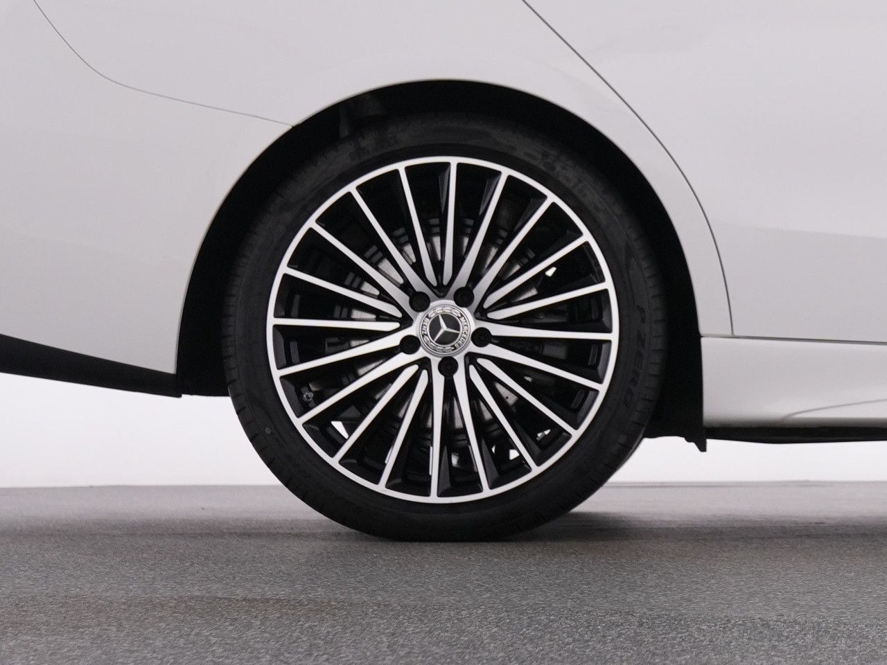 Mercedes-Benz C-Klasse – Bild 22