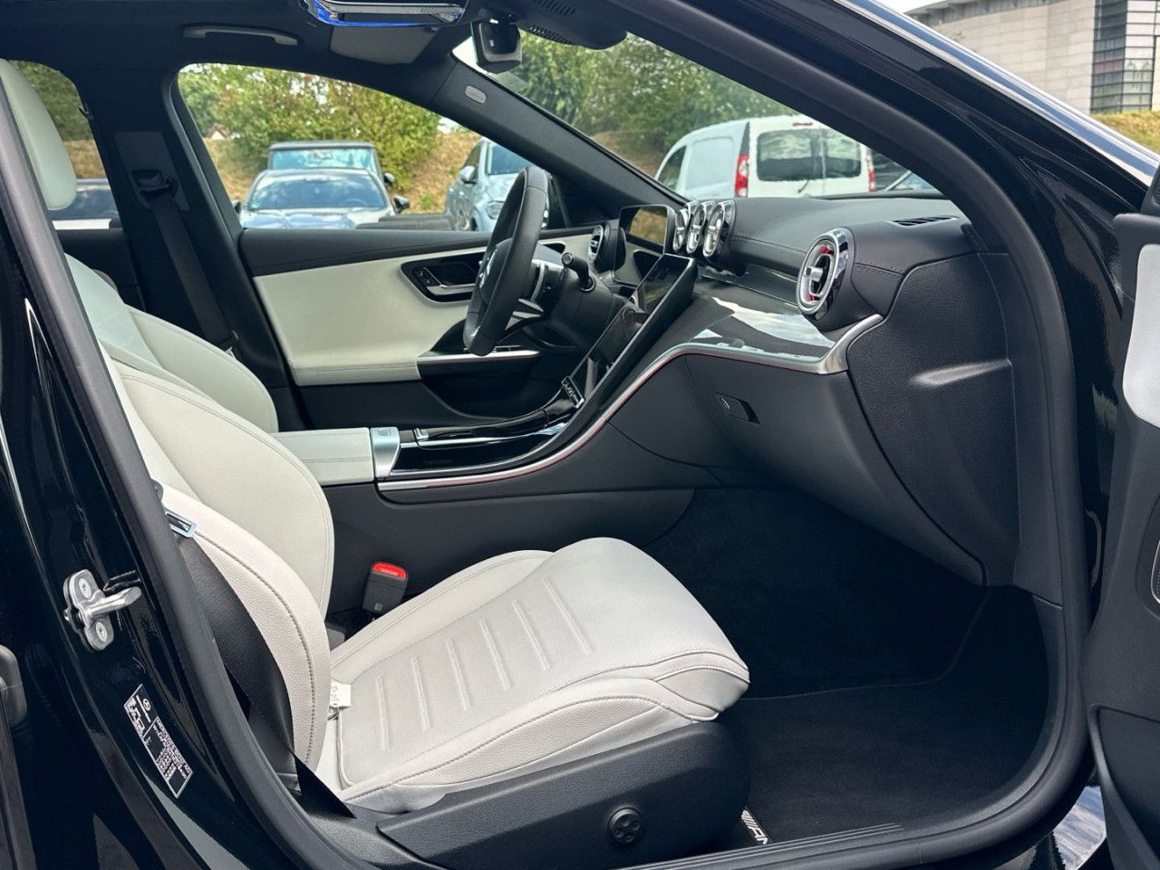 Mercedes-Benz C-Klasse – Bild 15