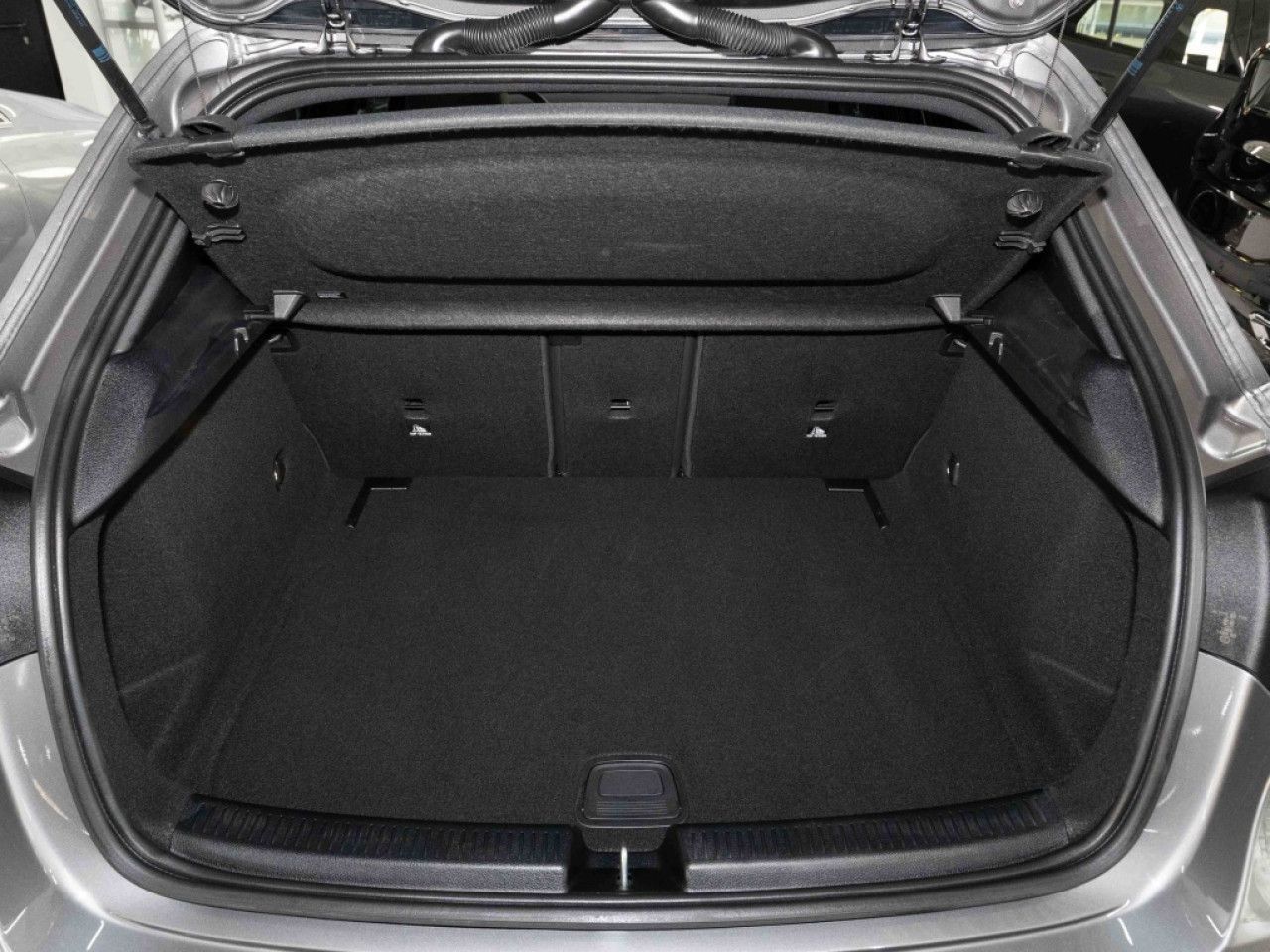 Fahrzeugbild 14 / 14