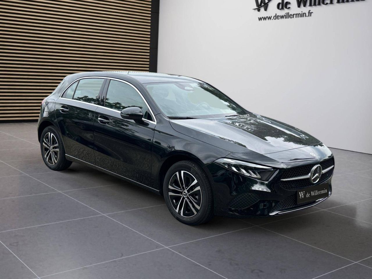 Photo du v&eacute;hicule 3 / 18