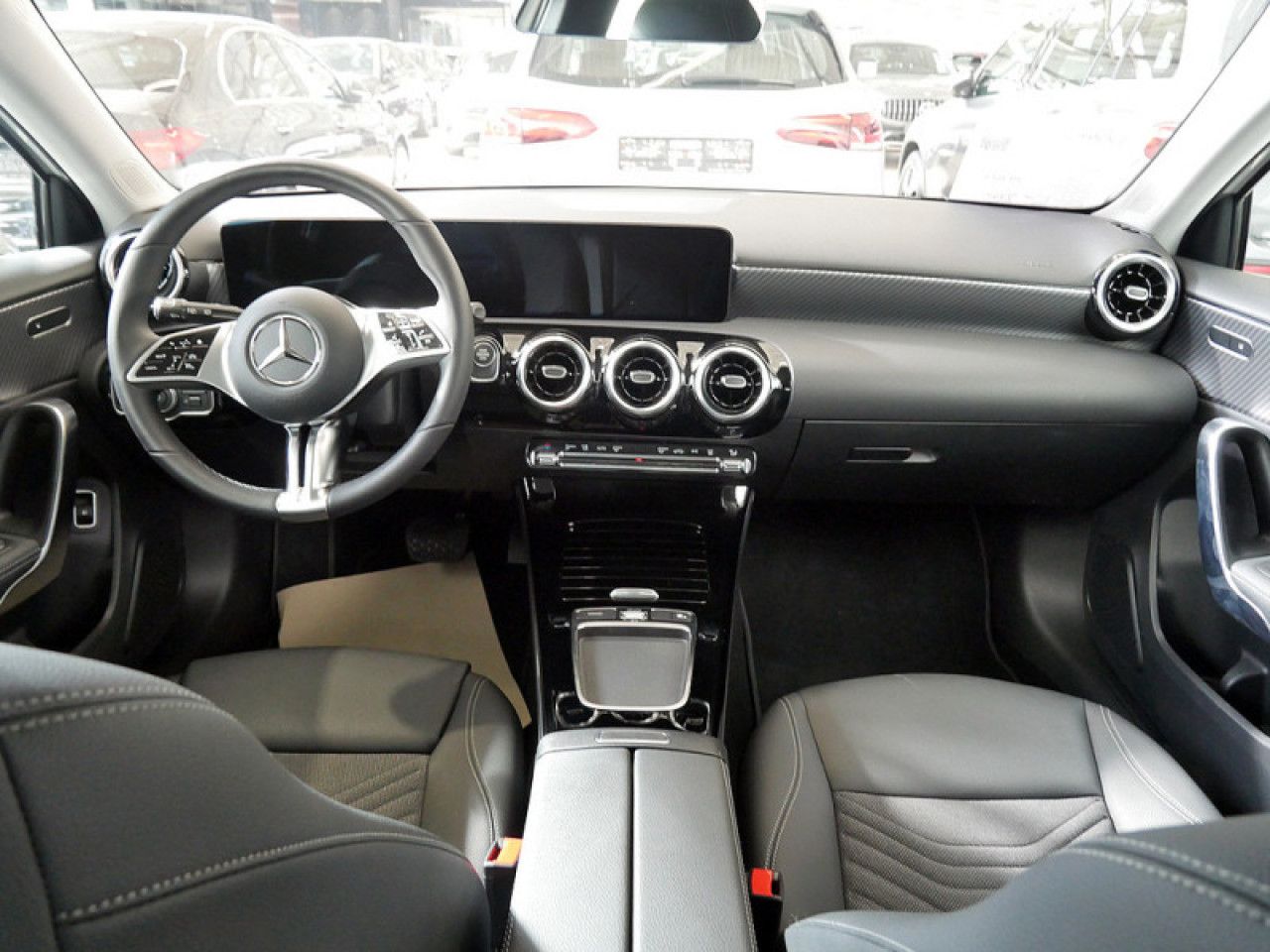 Mercedes-Benz A-Klasse – Bild 7