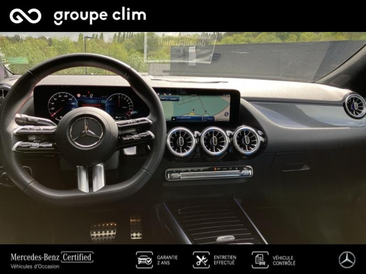 Photo du v&eacute;hicule 9 / 18