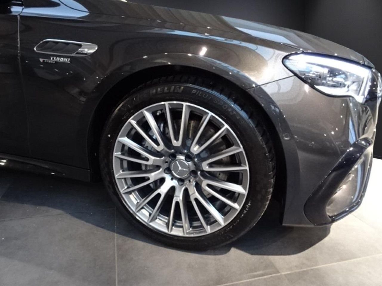 Fahrzeugbild 17 / 19