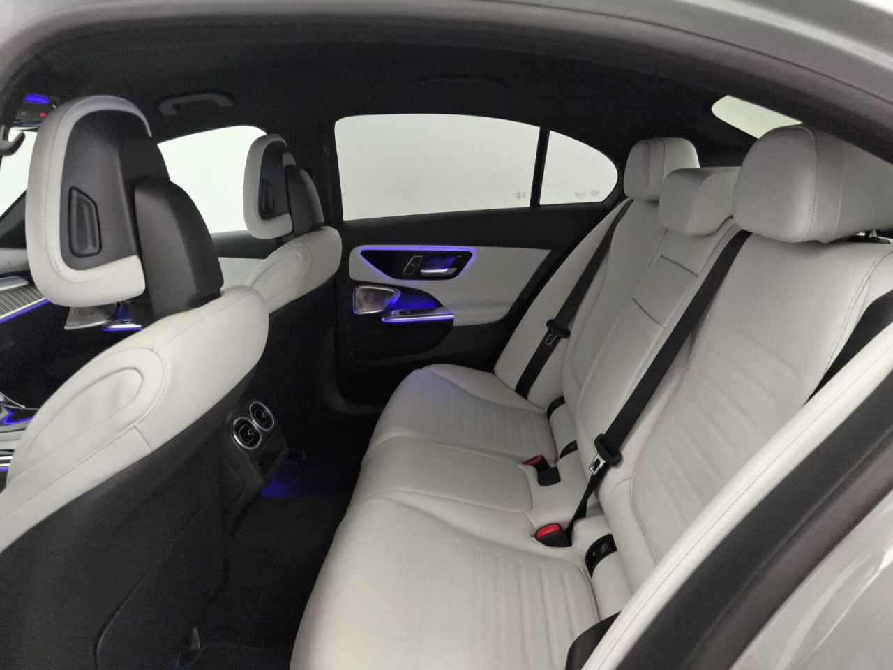 Mercedes-Benz C-Klasse – Bild 12