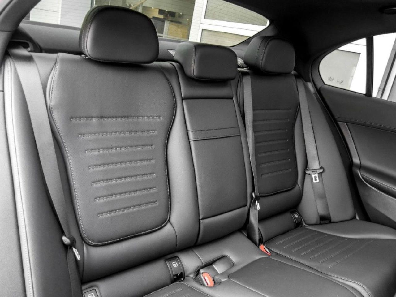 Mercedes-Benz C-Klasse – Bild 4