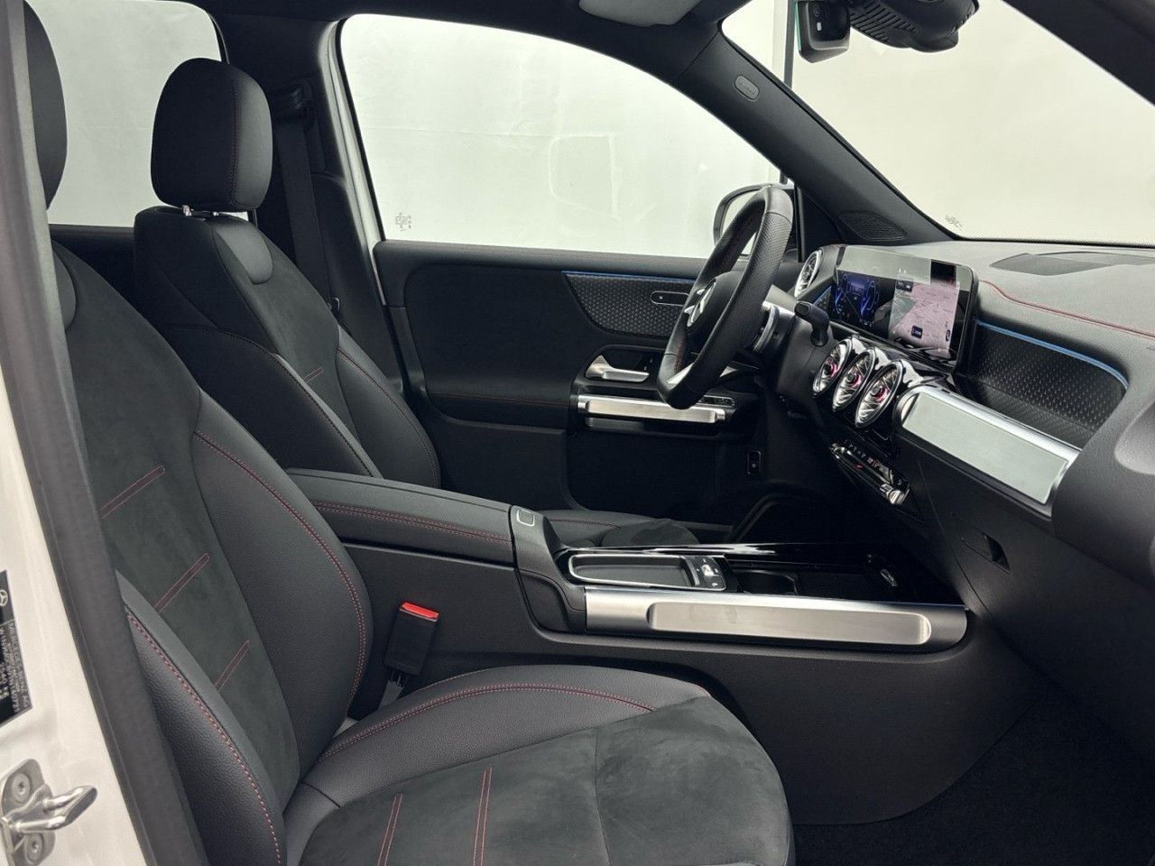 Mercedes-Benz EQB – Bild 13