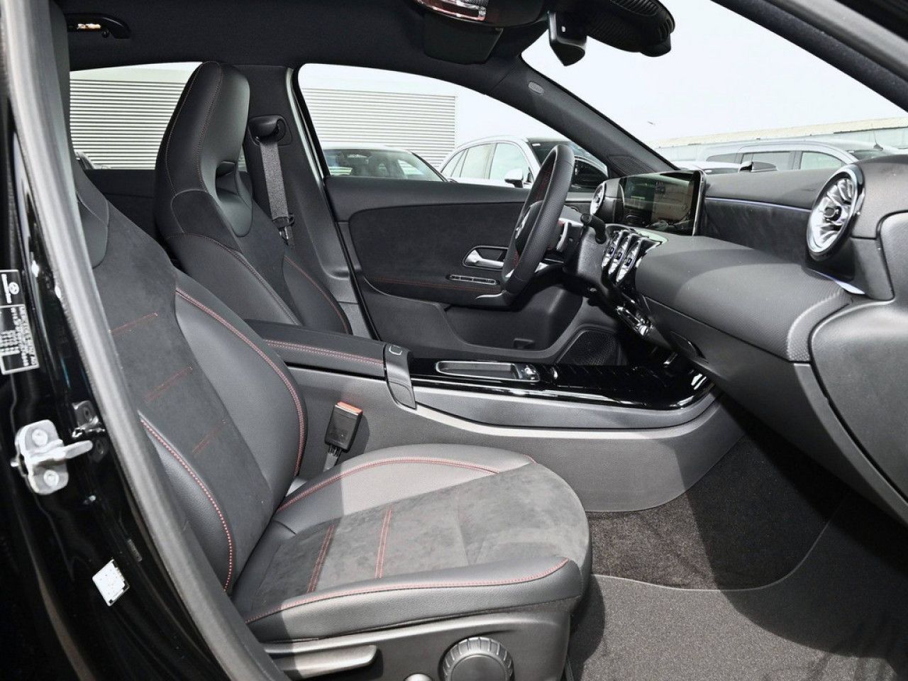 Mercedes-Benz A-Klasse – Bild 2