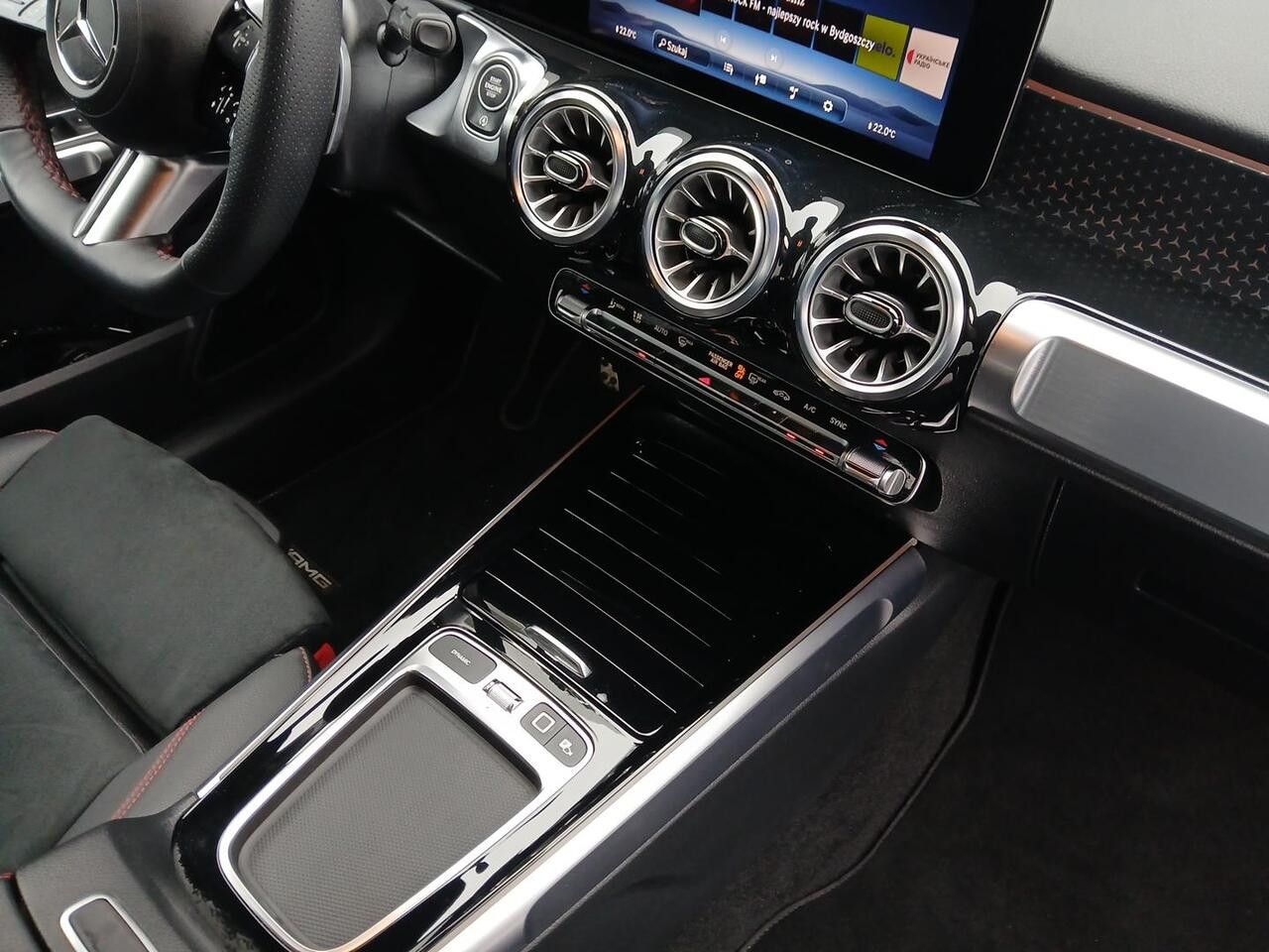 Zdjęcie pojazdu 14 / 24