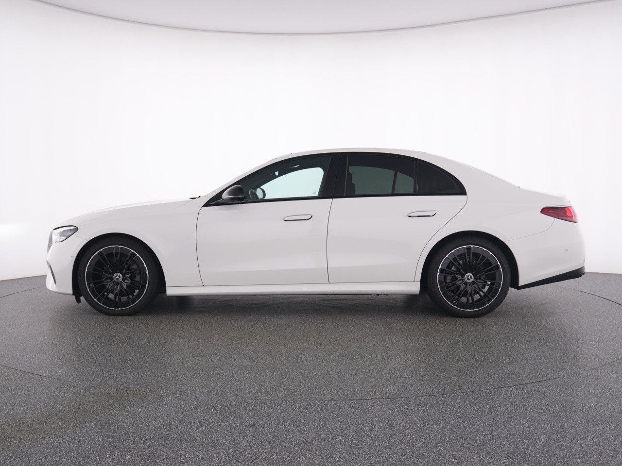 Mercedes-Benz E-Klasse – Bild 10