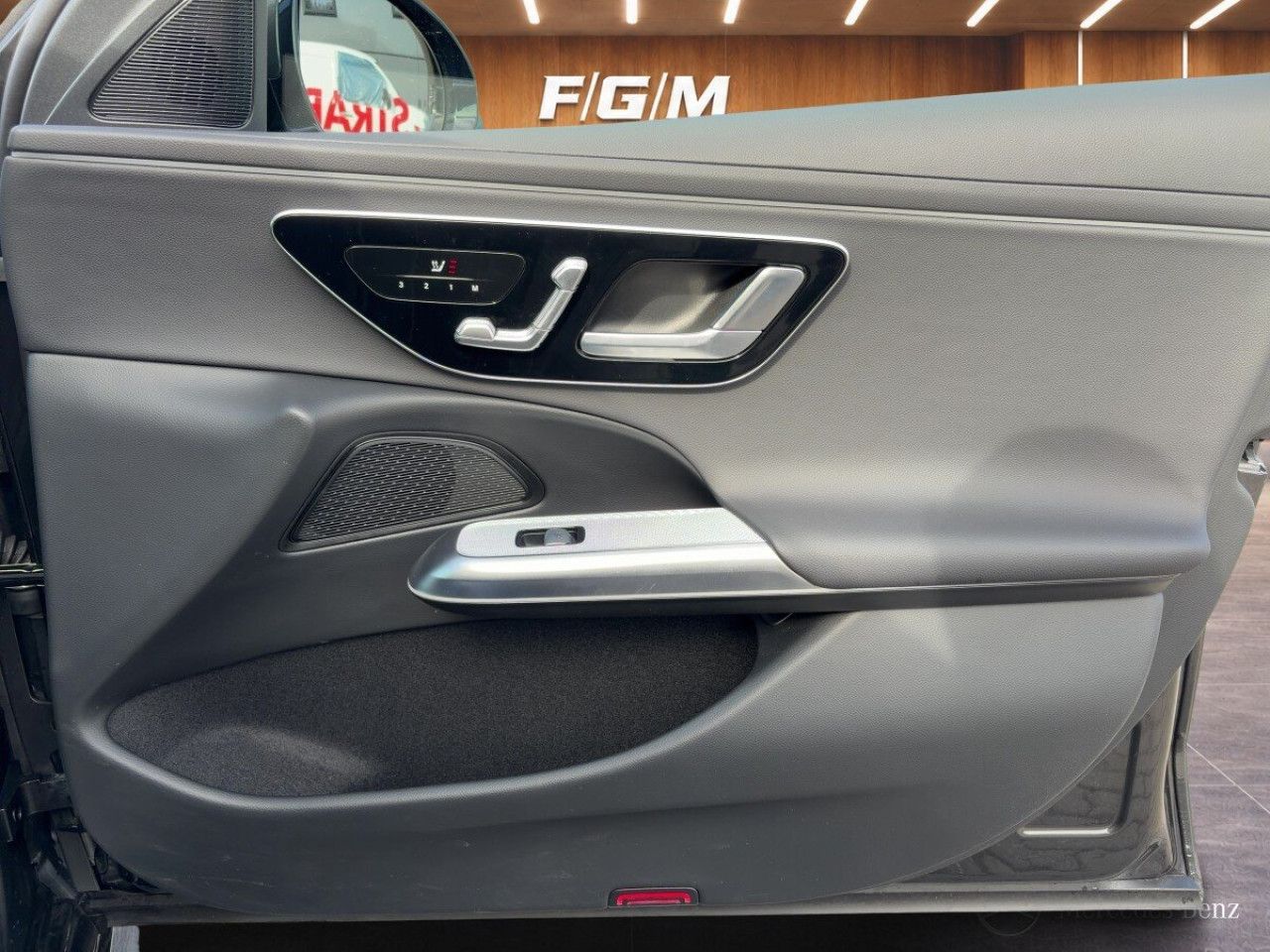 Mercedes-Benz E-Klasse – Bild 19