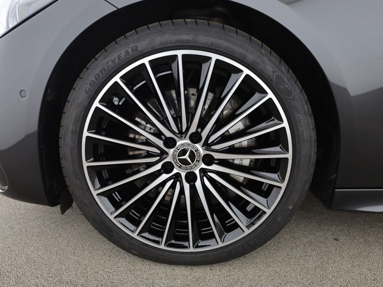 Mercedes-Benz C-Klasse – Bild 16
